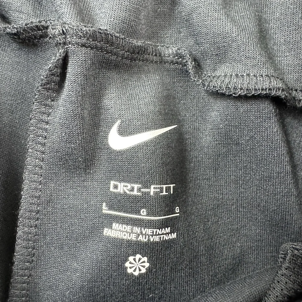 Nike nwt $80
